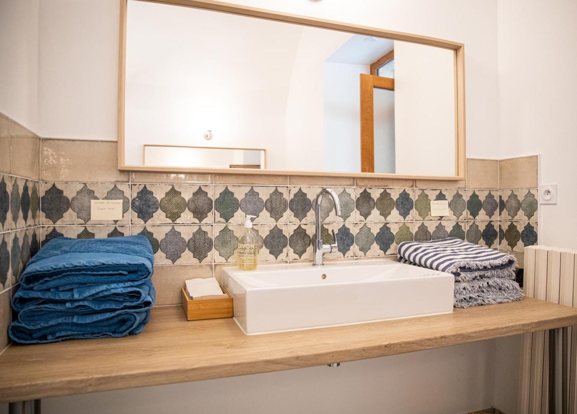 Les Yourtes De Provence Saint-Paulet-de-Caisson Zimmer foto